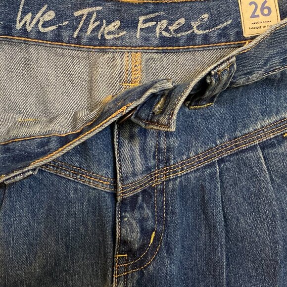 Free People We The Free Saratoga Blue Pleated Frayed Hem Distressed Denim Skirt - Picture 3 of 14